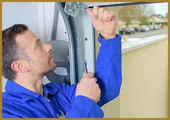 United Garage Doors Houston, TX 713-292-1454 - serv-rep-gr-47m